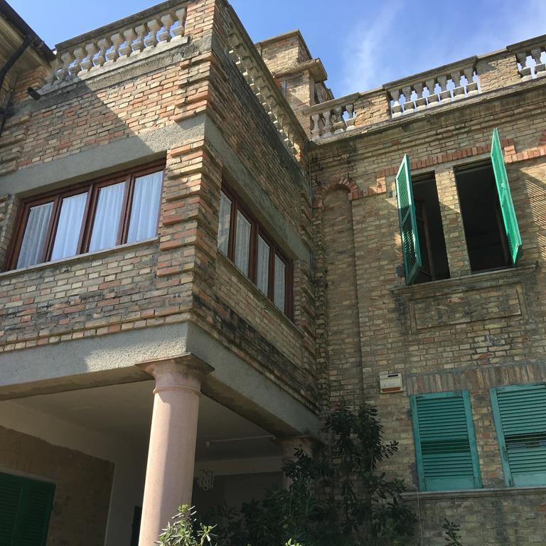 Appartamento Esmeralda Tortoreto Exterior foto